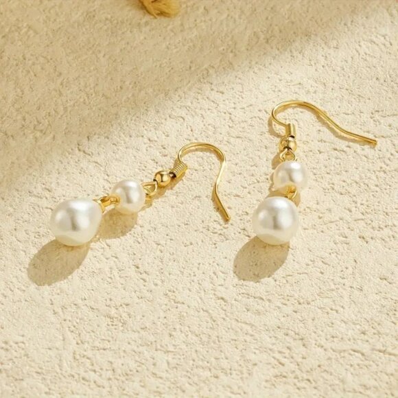 14K Gold Womens Hanging Drop Stacked Pearl Earrings Natural Freshwater Pearls main image 3